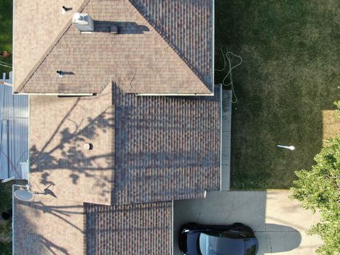 Roof inspection detail 8 — facing E