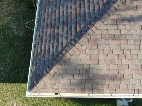 Roof inspection detail 27 — facing W