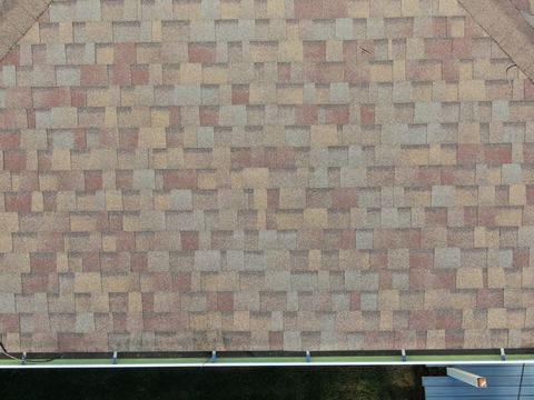 Roof inspection detail 32 — facing S