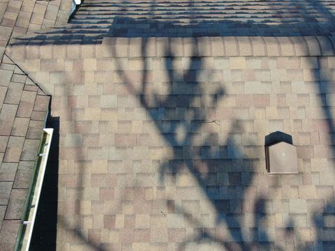 Roof inspection detail 34 — facing S