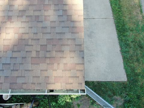 Roof inspection detail 50 — facing S